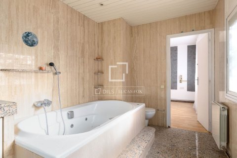 Villa for sale in Alella, Barcelona, Spain 3 bedrooms, 193 sq.m. No. 150260 - photo 15