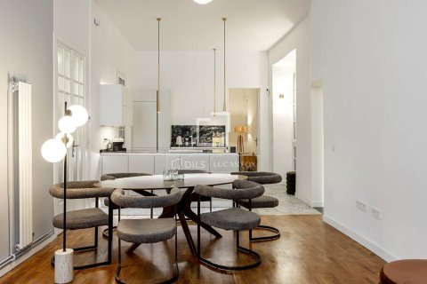 Apartamento en venta en Barcelona, España 3 dormitorios, 147 m2 No. 150258 - foto 4