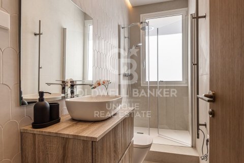 Huoneisto myytävänä Madrid, Espanja, 2 makuuhuonetta, 92 m2 No. 178381 - kuva 9