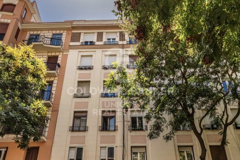 Huoneisto myytävänä Madrid, Espanja, 2 makuuhuonetta, 92 m2 No. 178381 - kuva 12