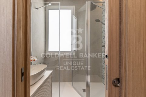 Huoneisto myytävänä Madrid, Espanja, 2 makuuhuonetta, 92 m2 No. 178381 - kuva 11