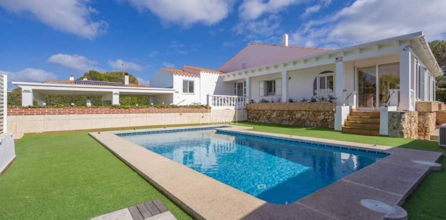 Villa à Mahon, Menorca, Espagne 4 chambres, 183 m2 No. 155179