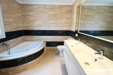 Huoneisto myytävänä Santanyi, Mallorca, Espanja, 2 makuuhuonetta, 118 m2 No. 182702 - kuva 13