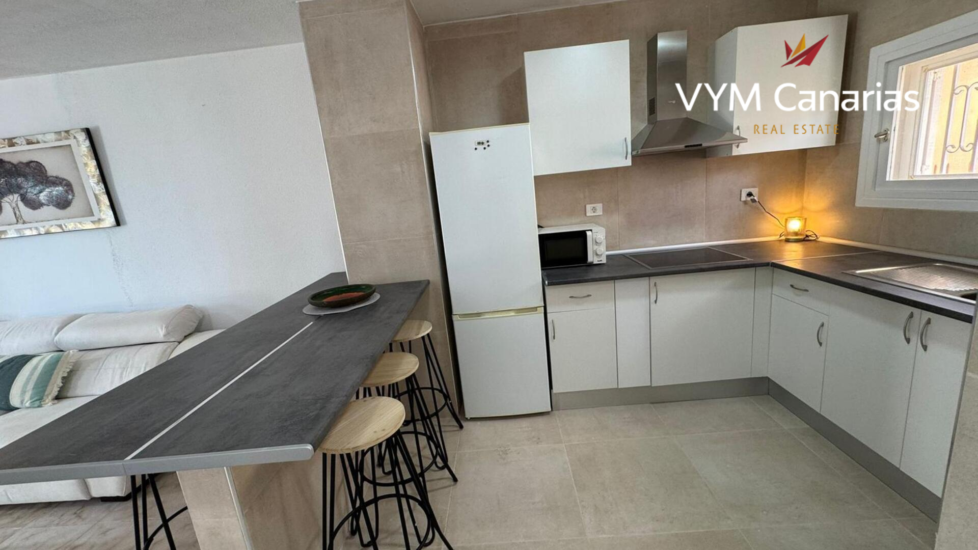Villa in Playa de las Americas, Tenerife, Spain 4 bedrooms, 97 sq.m. No. 182705