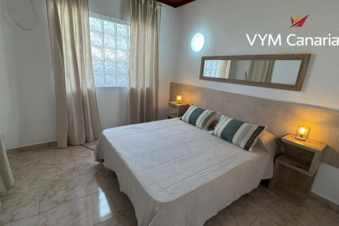 Villa à vendre à Playa de las Americas, Tenerife, Espagne, 4 chambres, 97 m2 No. 182705 - photo 13