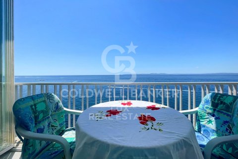 Penthouse w Roses, Girona, Hiszpania 3 sypialnie, 84 mkw. nr 160072 – zdjęcie 3