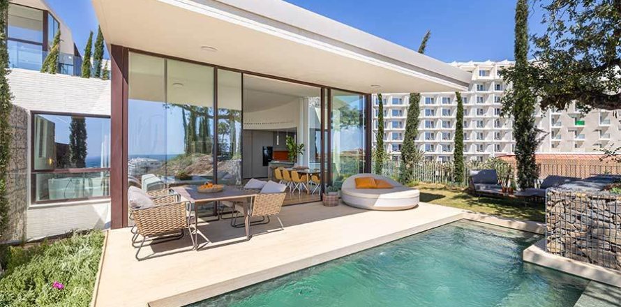 Huoneisto Benalmadena, Malaga, Espanja 2 makuuhuonetta, 344 m2 No. 134450