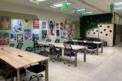 Oficina en alquiler en Barcelona, España 180 m2 No. 160460 - foto 11
