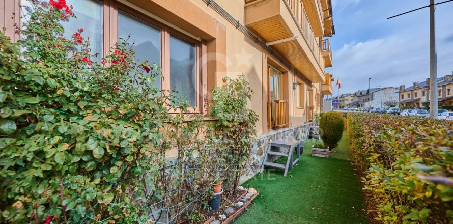 Apartment à Girona, Espagne 1 chambre, 57 m2 No. 160457