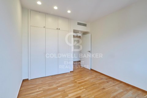 Apartment for rent in Barcelona, Spain 5 bedrooms, 250 sq.m. No. 160454 - photo 24