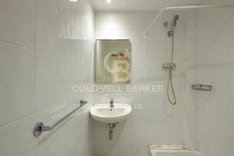 Apartment for rent in Barcelona, Spain 5 bedrooms, 250 sq.m. No. 160454 - photo 20