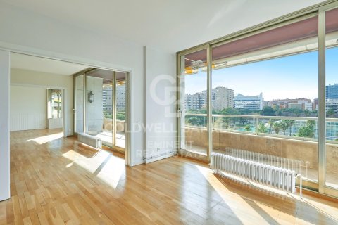 Huoneisto vuokrattavana Barcelona, Espanja, 5 makuuhuonetta, 250 m2 No. 160454 - kuva 9