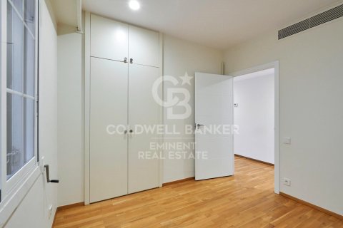 Huoneisto vuokrattavana Barcelona, Espanja, 5 makuuhuonetta, 250 m2 No. 160454 - kuva 26