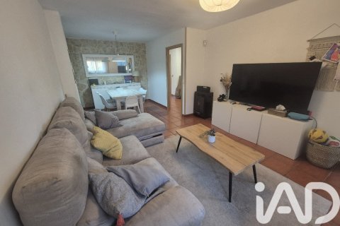 Townhouse for sale in Monterrubio de Armuna, Salamanca, Spain 5 bedrooms, 267 sq.m. No. 172641 - photo 12