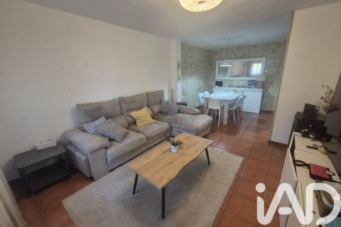 Townhouse for sale in Monterrubio de Armuna, Salamanca, Spain 5 bedrooms, 267 sq.m. No. 172641 - photo 13