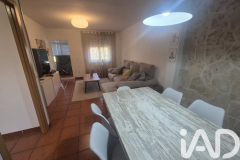Townhouse for sale in Monterrubio de Armuna, Salamanca, Spain 5 bedrooms, 267 sq.m. No. 172641 - photo 14