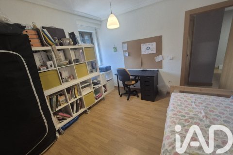 Townhouse for sale in Monterrubio de Armuna, Salamanca, Spain 5 bedrooms, 267 sq.m. No. 172641 - photo 26