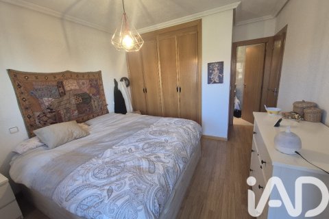Townhouse for sale in Monterrubio de Armuna, Salamanca, Spain 5 bedrooms, 267 sq.m. No. 172641 - photo 22