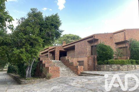 Casa a Robledo de Chavela, Madrid, Spagna 320 mq. N° 172637