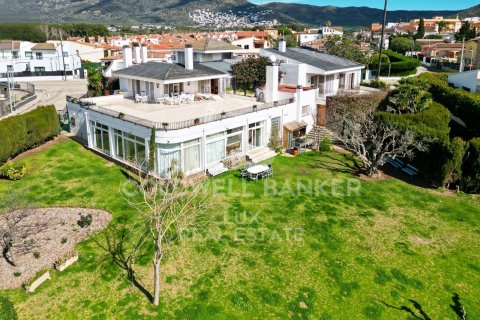 Сasa en venta en Roses, Gerona, España 6 dormitorios, 975 m2 No. 159369 - foto 1