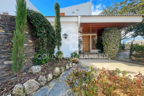 Hus till salu i Roses, Girona, Spanien 6 sovrum, 975 kvm. Nr. 159369 - foto 3