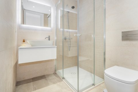 Продажа квартиры Мадрид, Испания 2 спальни, 95м2 №108131 - фото 15