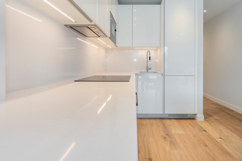 Продажа квартиры Мадрид, Испания 2 спальни, 95м2 №108131 - фото 12
