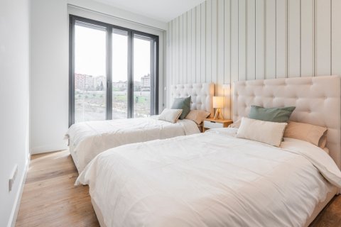 Продажа квартиры Мадрид, Испания 2 спальни, 95м2 №108131 - фото 17