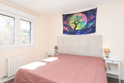 Apartment for sale Madrid, Spain 4 bedrooms, 145 sq.m. No. 108132 - photo 13