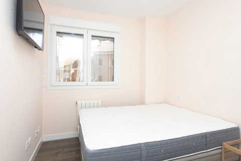 Apartment for sale Madrid, Spain 4 bedrooms, 145 sq.m. No. 108132 - photo 22