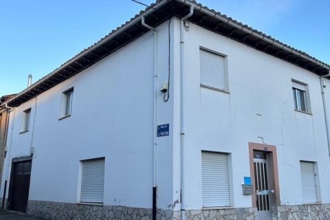 Casa a Leon, Spagna 7 camere da letto, 437 mq. N° 186021