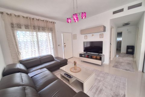 Dzīvoklis pārdošanā Benijofar, Alicante, Spānijā 1 istaba, 100 m2 Nr. 109477 - attēls 28