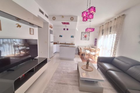Dzīvoklis pārdošanā Benijofar, Alicante, Spānijā 1 istaba, 100 m2 Nr. 109477 - attēls 20