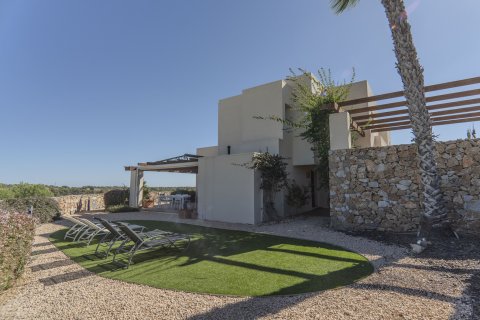 Villa for sale Pinar De Campoverde, Alicante, Spain 3 bedrooms, 203 sq.m. No. 137861 - photo 1