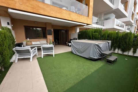 Apartamento en venta Alicante, España 2 dormitorios,  No. 137863 - foto 5