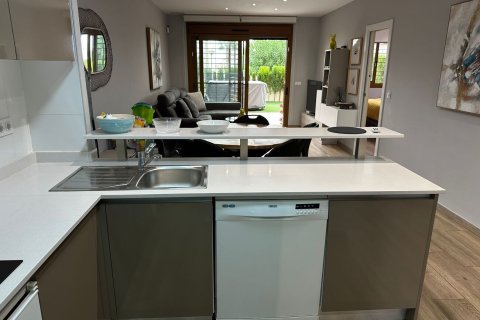 Apartamento en venta Alicante, España 2 dormitorios,  No. 137863 - foto 11