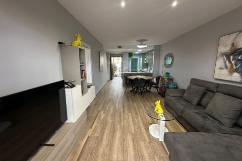 Apartamento en venta Alicante, España 2 dormitorios,  No. 137863 - foto 6