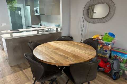 Apartamento en venta Alicante, España 2 dormitorios,  No. 137863 - foto 14