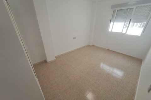 Apartamento en venta Torrevieja, Alicante, España 3 dormitorios, 118 m2 No. 137860 - foto 4