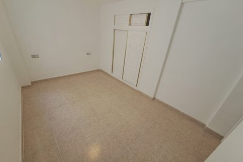 Apartamento en venta Torrevieja, Alicante, España 3 dormitorios, 118 m2 No. 137860 - foto 5