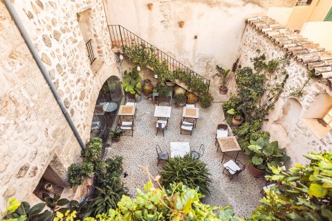 Hotel for sale Estellencs, Mallorca, Spain 8 bedrooms, 511 sq.m. No. 111861 - photo 10