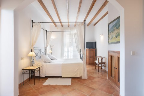 Hotel for sale Estellencs, Mallorca, Spain 8 bedrooms, 511 sq.m. No. 111861 - photo 18