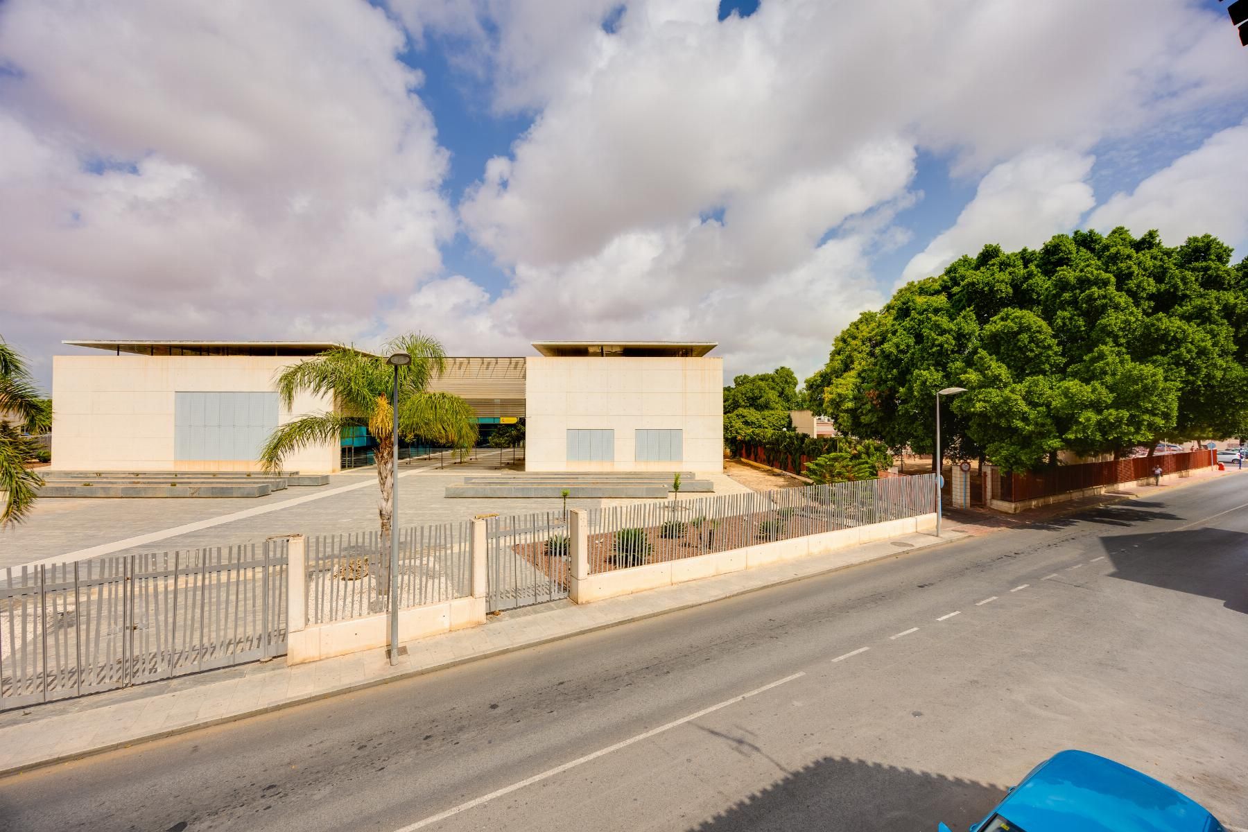 Bungalow en Torrevieja, Alicante, España 75 m2 No. 195173