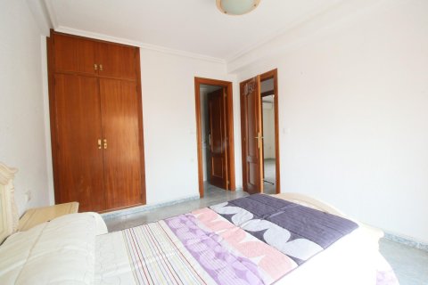 Apartment for sale in Alicante, Spain 2 bedrooms, 75 sq.m. No. 195171 - photo 6