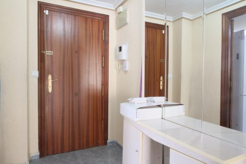 Apartment for sale in Alicante, Spain 2 bedrooms, 75 sq.m. No. 195171 - photo 27