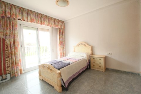 Apartment for sale in Alicante, Spain 2 bedrooms, 75 sq.m. No. 195171 - photo 5