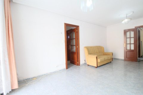 Apartment for sale in Alicante, Spain 2 bedrooms, 75 sq.m. No. 195171 - photo 16