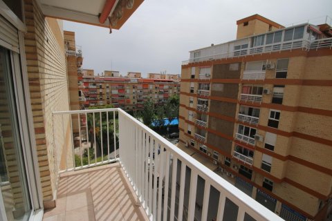Apartment for sale in Alicante, Spain 2 bedrooms, 75 sq.m. No. 195171 - photo 12