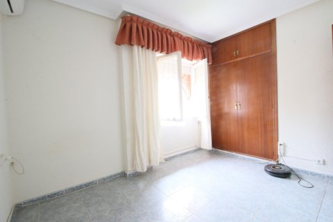 Apartment for sale in Alicante, Spain 2 bedrooms, 75 sq.m. No. 195171 - photo 20