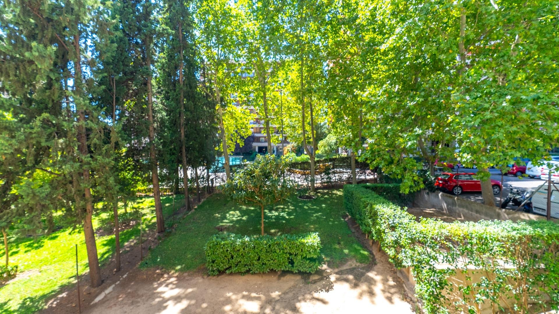 Apartment in Alcorcon, Madrid, Spain 3 bedrooms, 100 sq.m. No. 195168